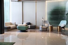 Holiday Inn Shanghai Jing'an by IHG