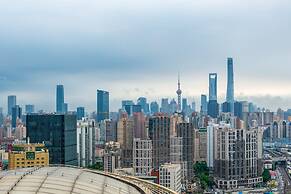 Holiday Inn Shanghai Jing'an by IHG
