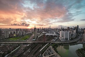 Holiday Inn Shanghai Jing'an by IHG