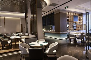 Holiday Inn Shanghai Jing'an by IHG
