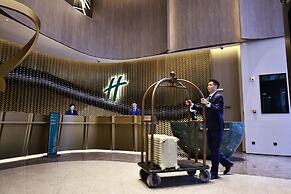 Holiday Inn Shanghai Jing'an by IHG