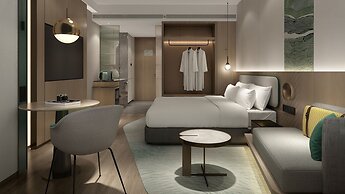 Holiday Inn Shanghai Jing'an by IHG