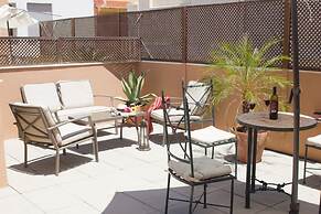Life Apartments Giralda Suites