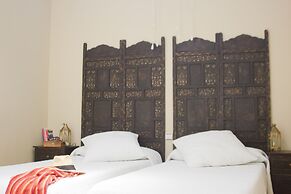 Life Apartments Giralda Suites