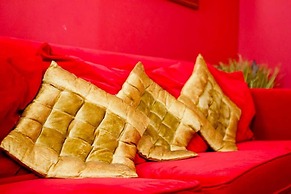 Life Apartments Giralda Suites