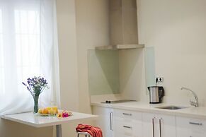 Life Apartments Giralda Suites