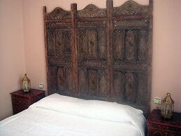 Life Apartments Giralda Suites