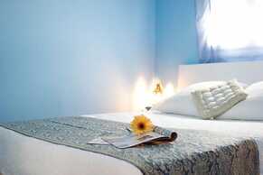 Life Apartments Giralda Suites