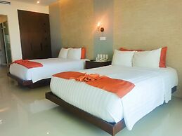 Artisan Family Hotels And Resorts Playa Esmeralda