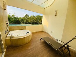 Artisan Family Hotels And Resorts Playa Esmeralda