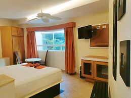 Artisan Family Hotels And Resorts Playa Esmeralda