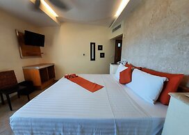 Artisan Family Hotels And Resorts Playa Esmeralda