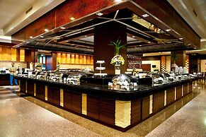 Grand Pacific Sovereign Resort & Spa