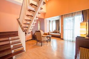 Grand Pacific Sovereign Resort & Spa