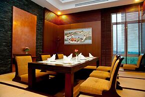 Grand Pacific Sovereign Resort & Spa