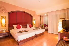 Grand Pacific Sovereign Resort & Spa