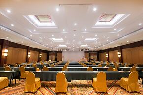 Grand Pacific Sovereign Resort & Spa