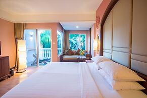 Grand Pacific Sovereign Resort & Spa