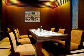 Grand Pacific Sovereign Resort & Spa