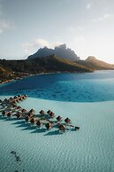 InterContinental Bora Bora Le Moana Resort