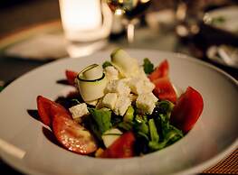 InterContinental Bora Bora Le Moana Resort