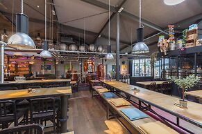 Leonardo Hotel Almere City Center