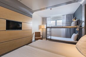 Leonardo Hotel Almere City Center