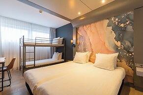 Leonardo Hotel Almere City Center