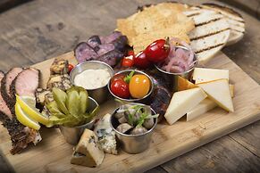 St. Eugene Golf Resort & Casino