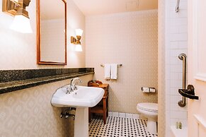 St. Eugene Golf Resort & Casino