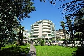 Hotel Premier & Suites