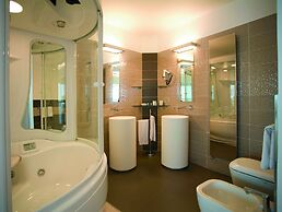 Hotel Premier & Suites