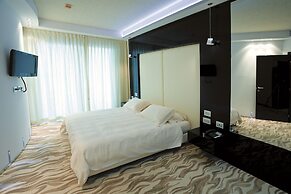 Hotel Premier & Suites