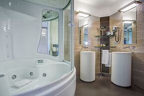 Hotel Premier & Suites