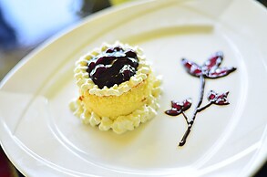 Thunderbird Resorts - Rizal