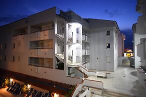 Apartamentos Maurici Park