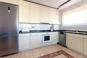 Apartamentos Maurici Park