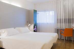 B&B Hotel Girona 2