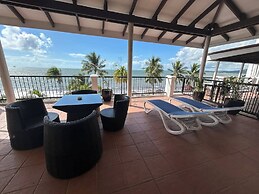 Smugglers Cove Beach Resort and Hotel