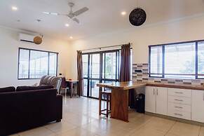 Smugglers Cove Beach Resort and Hotel