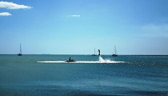 Smugglers Cove Beach Resort and Hotel