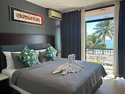 Smugglers Cove Beach Resort and Hotel