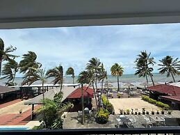 Smugglers Cove Beach Resort and Hotel