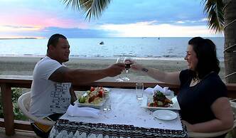 Smugglers Cove Beach Resort and Hotel