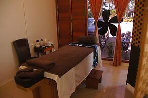 Smugglers Cove Beach Resort and Hotel