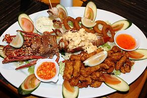 Smugglers Cove Beach Resort and Hotel