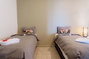 Smugglers Cove Beach Resort and Hotel