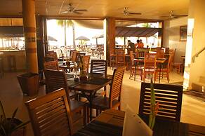 Smugglers Cove Beach Resort and Hotel