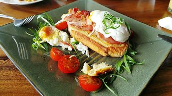 Smugglers Cove Beach Resort and Hotel