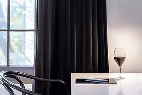 Peppers Gallery Hotel Canberra